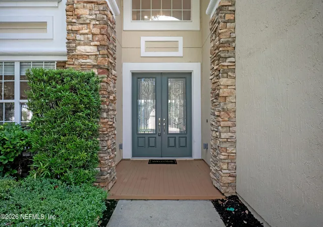 Photo 2 of Single family home for sale at 9937 Watermark Ln W, Jacksonville, FL 32256 | MLS# 2161947 | Listing updated on 2026-09-17