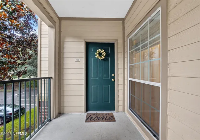 Photo 3 of Condo for sale at 7800 Point Meadows Dr #1521, Jacksonville, FL 32256 | MLS# 2162081 | Listing updated on 2026-08-27