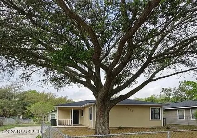 Photo 1 of Sale Pending at 1038 Fuller Ln, Jacksonville, FL 32206 | MLS# 2161984 | Listing updated on 2026-08-26