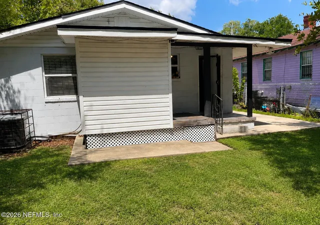 Photo 2 of Single family home for sale at 2108 Mt Herman St, Jacksonville, FL 32209 | MLS# 2162031 | Listing updated on 2026-08-27