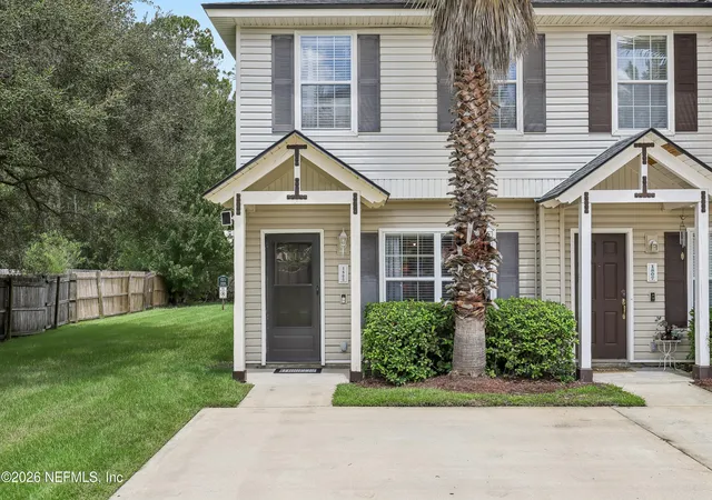 Photo 3 of Townhouse for sale at 1805 Lago Del Sur Dr, Middleburg, FL 32068 | MLS# 2162044 | Listing updated on 2026-09-18