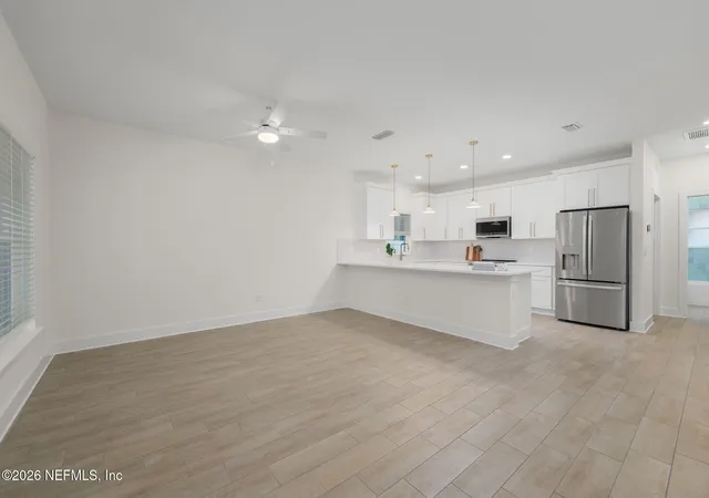 Photo 3 of Single family home for sale at 941 Bruen St, St. Augustine, FL 32084 | MLS# 2162071 | Listing updated on 2026-08-27