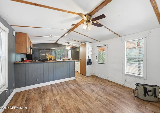Photo 3 of Manufactured home for sale at 122 Poplar Dr, Interlachen, FL 32148 | MLS# 2162074 | Listing updated on 2026-08-27