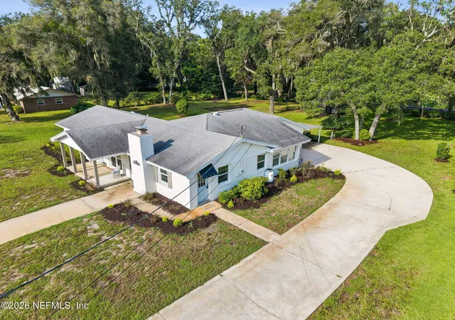 Photo 3 of Sale Pending at 1535 Clinch Dr, Fernandina Beach, FL 32034 | MLS# 2162287 | Listing updated on 2026-08-29