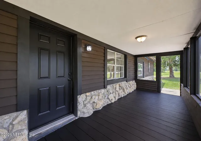 Photo 2 of Single family home for sale at 201 Comer Rd, Palatka, FL 32177 | MLS# 2162099 | Listing updated on 2026-08-27