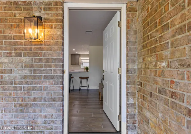 Photo 3 of Single family home for sale at 4250 Huntington Forest Blvd, Jacksonville, FL 32257 | MLS# 2162491 | Listing updated on 2026-09-17