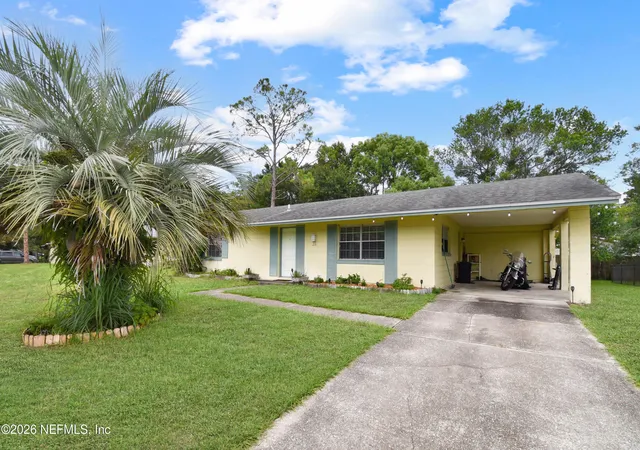 Photo 3 of Single family home for sale at 216 Estancia St, St. Augustine, FL 32086 | MLS# 2162124 | Listing updated on 2026-08-28