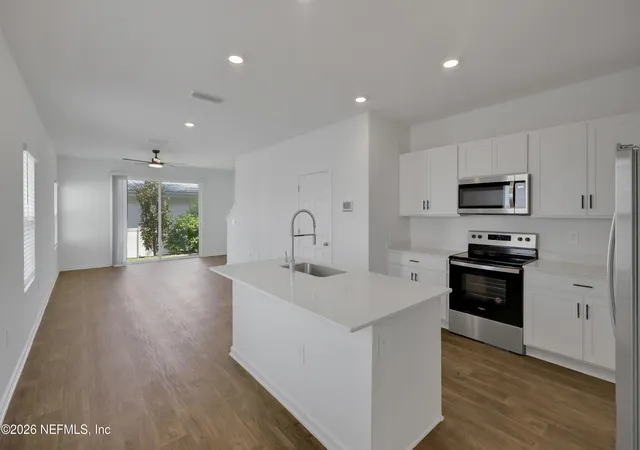 Photo 2 of Townhouse for sale at 12743 Barrack Ln, Jacksonville, FL 32218 | MLS# 2162137 | Listing updated on 2026-08-28