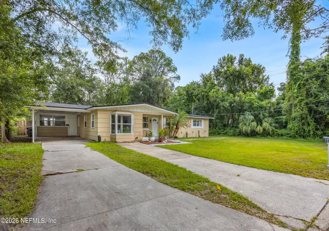 Photo 2 of Single family home for sale at 6625 Boy Blue Rd, Jacksonville, FL 32210 | MLS# 2162281 | Listing updated on 2026-08-28