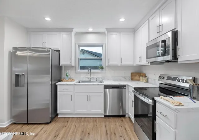 Photo 3 of Single family home for sale at 7185 Loves Dr, Jacksonville, FL 32222 | MLS# 2162210 | Listing updated on 2026-09-01