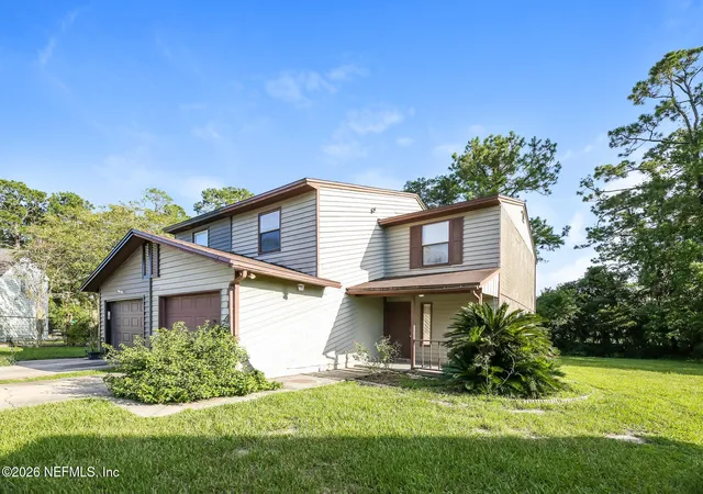Photo 2 of Townhouse for sale at 11424 Willet Ct S, Jacksonville, FL 32225 | MLS# 2162165 | Listing updated on 2026-09-04