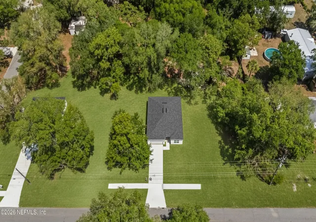 Photo 3 of Single family home for sale at 9019 Hipps Rd, Jacksonville, FL 32222 | MLS# 2162188 | Listing updated on 2026-09-04