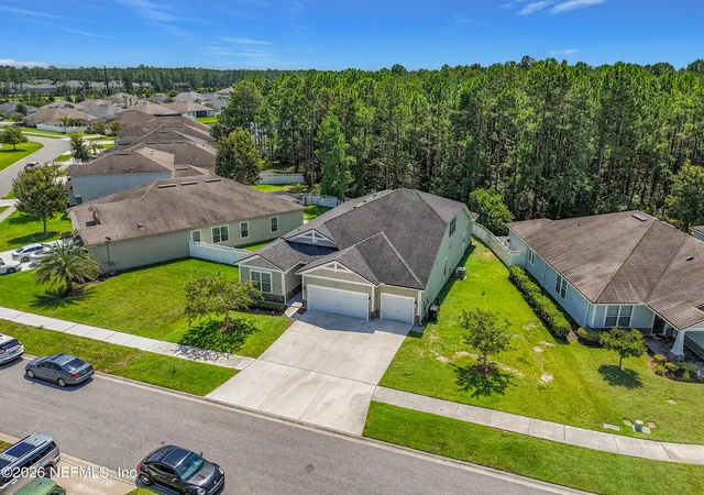 Photo 4 of Single family home for sale at 676 Charter Oaks Blvd, Orange Park, FL 32065 | MLS# 2162524 | Listing updated on 2026-08-30