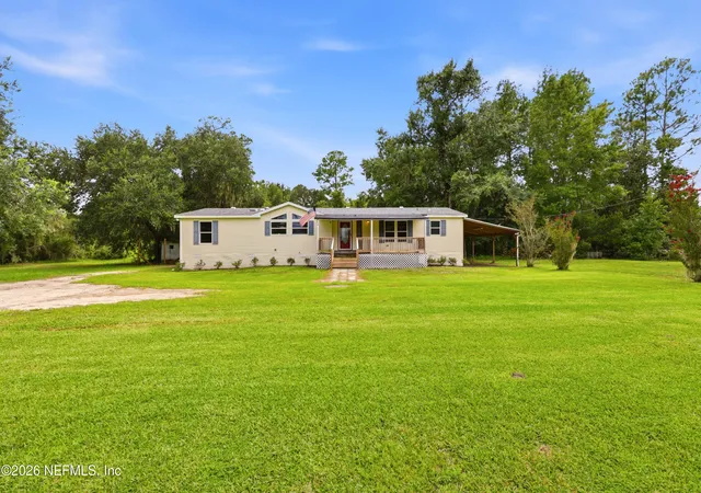 Photo 1 of Single family home for sale at 219 Palmetto Bluff Rd, Palatka, FL 32177 | MLS# 2162527 | Listing updated on 2026-08-29