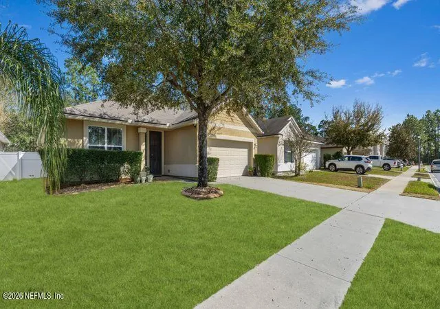 Photo 2 of Single family home for sale at 11768 Lake Bend Cir, Jacksonville, FL 32218 | MLS# 2162278 | Listing updated on 2026-08-28