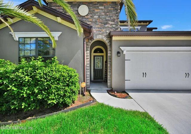 Photo 3 of Sale Pending at 549 Amber Creek Dr, Jacksonville, FL 32218 | MLS# 2162288 | Listing updated on 2026-09-02