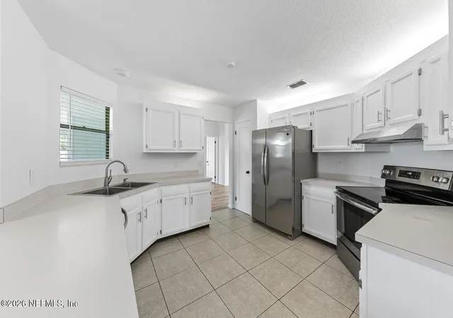 Photo 4 of Single family home for sale at 14228 Falcon Crest Dr, Jacksonville, FL 32224 | MLS# 2162306 | Listing updated on 2026-09-11