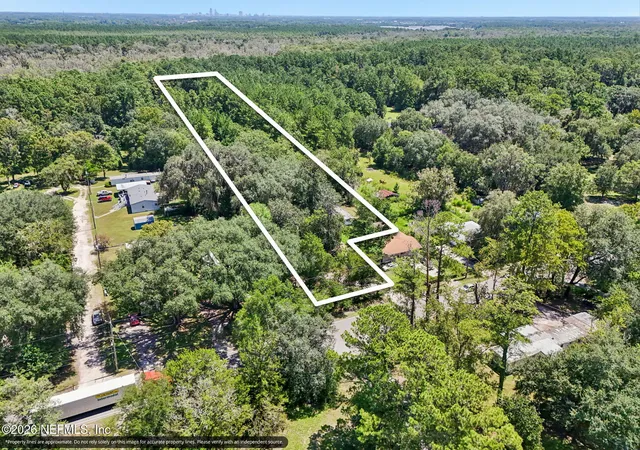 Photo 2 of Single family home for sale at 2501 Bulls Bay Hwy, Jacksonville, FL 32220 | MLS# 2162312 | Listing updated on 2026-08-29