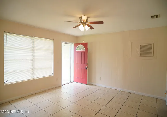 Photo 3 of Single family home for sale at 3024 Dalehurst Dr W, Jacksonville, FL 32277 | MLS# 2162305 | Listing updated on 2026-08-28