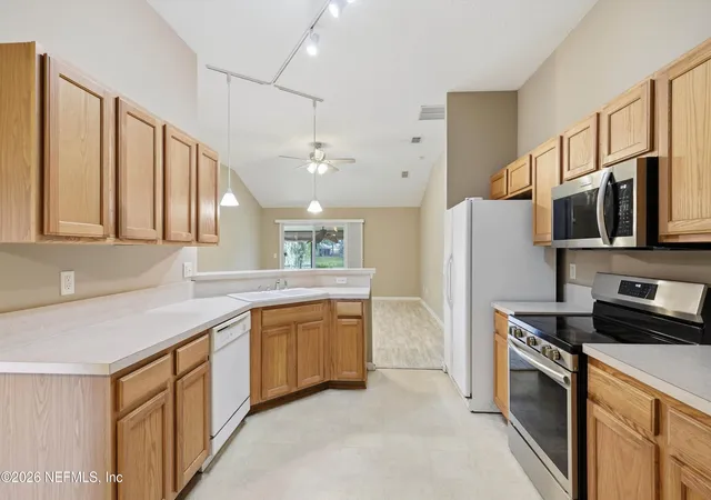 Photo 2 of Sale Pending at 1232 Ardmore St, St. Augustine, FL 32092 | MLS# 2162477 | Listing updated on 2026-09-02
