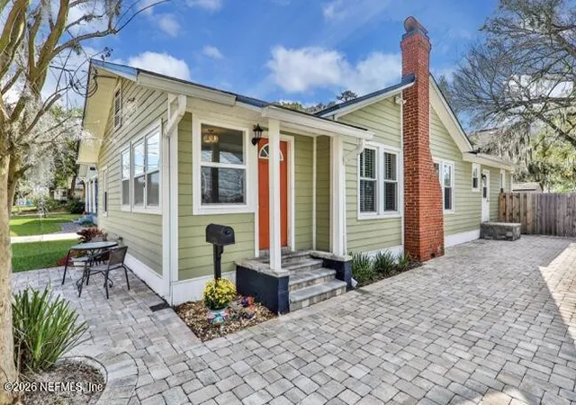 Photo 1 of Sale Pending at 1820 Thacker Ave, Jacksonville, FL 32207 | MLS# 2162353 | Listing updated on 2026-09-03