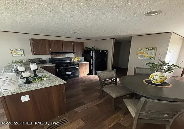 Photo 1 of Manufactured home for sale at 3241 Nw 23rd Ct, Jennings, FL 32053 | MLS# 2162385 | Listing updated on 2026-08-28