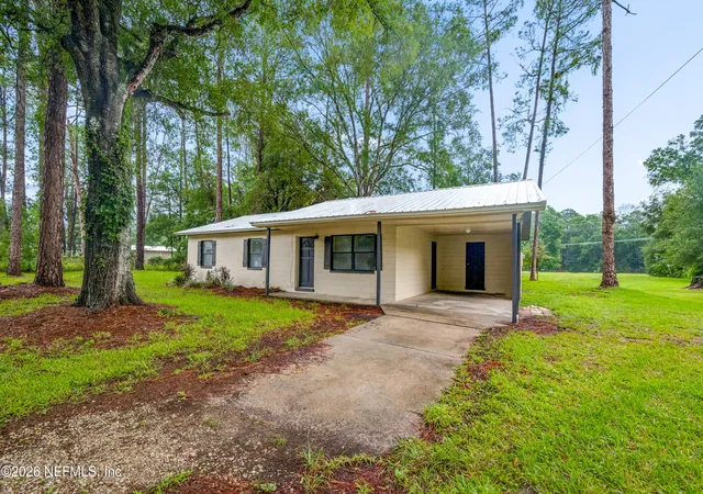 Photo 1 of Sale Pending at 1026 Eastwood Dr, Starke, FL 32091 | MLS# 2162487 | Listing updated on 2026-10-16