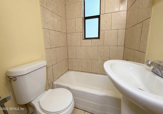 Photo 3 of Single family home for sale at 2821 W 6Th St, Jacksonville, FL 32254 | MLS# 2162553 | Listing updated on 2026-09-16