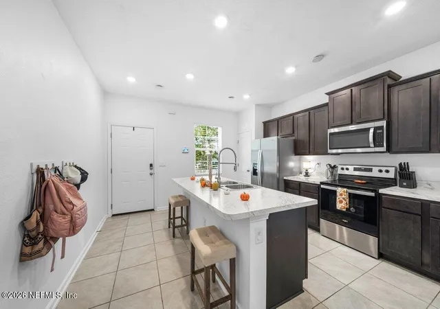 Photo 3 of Townhouse for sale at 8241 Watercourse Wy, Jacksonville, FL 32211 | MLS# 2162547 | Listing updated on 2026-09-14