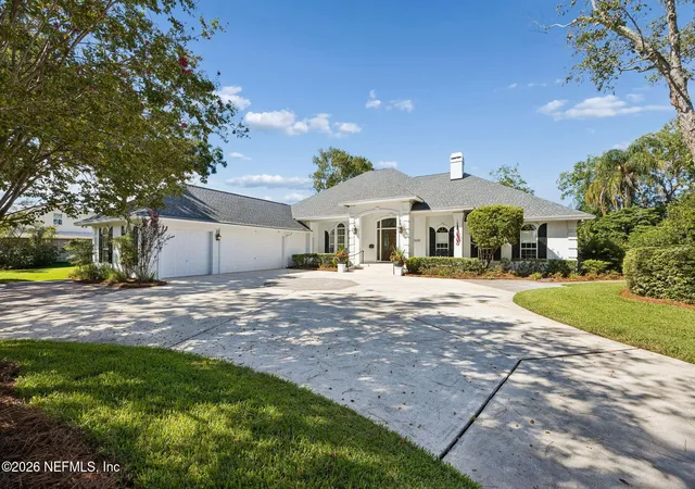 Photo 3 of Single family home for sale at 5102 Yacht Clb Rd, Jacksonville, FL 32210 | MLS# 2162769 | Listing updated on 2026-09-09