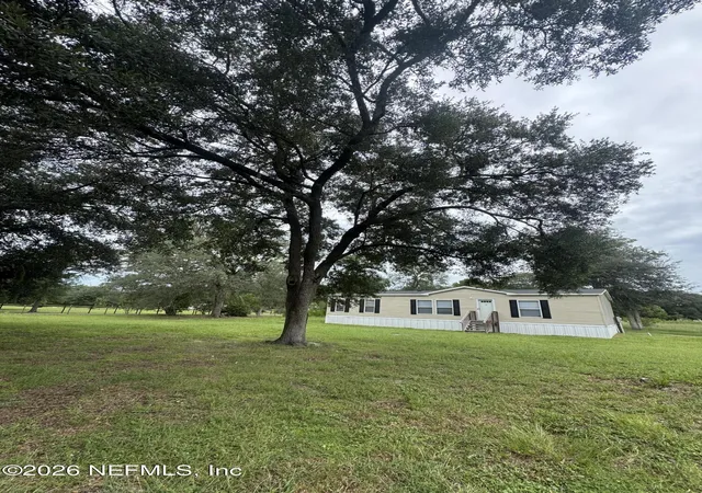 Photo 3 of Sale Pending at 11098 Mulberry Landing, Hilliard, FL 32046 | MLS# 2162634 | Listing updated on 2026-09-09