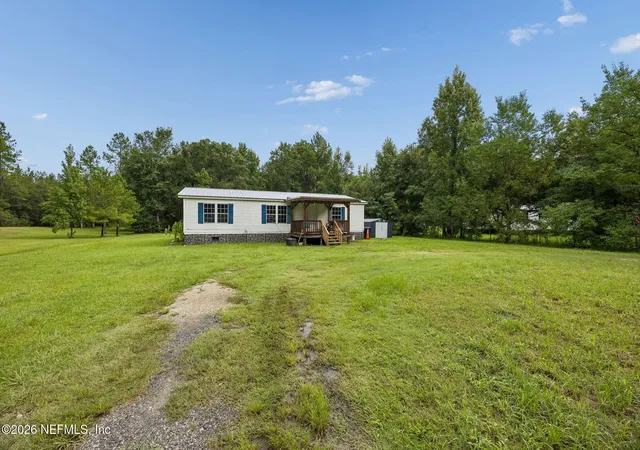 Photo 3 of Manufactured home for sale at 151076 County Rd 108, Hilliard, FL 32046 | MLS# 2162674 | Listing updated on 2026-08-31