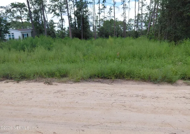 Photo 1 of Land for sale at 104 Howard Dr, Interlachen, FL 32148 | MLS# 2162655 | Listing updated on 2026-08-31