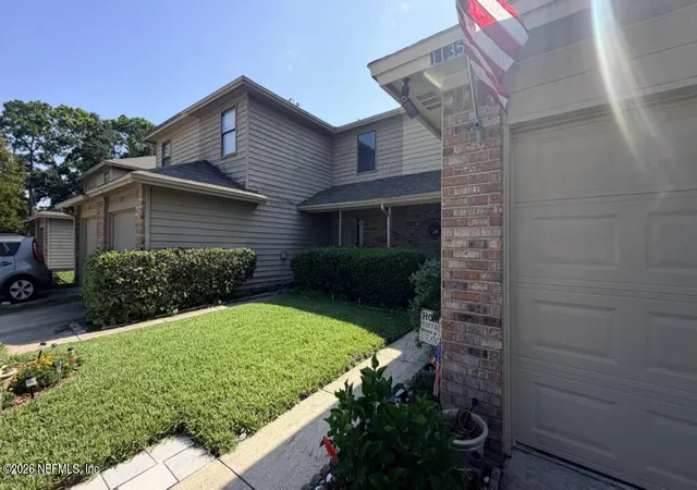 Photo 2 of Townhouse for sale at 1135 Romaine Cir W, Jacksonville, FL 32225 | MLS# 2162652 | Listing updated on 2026-09-17
