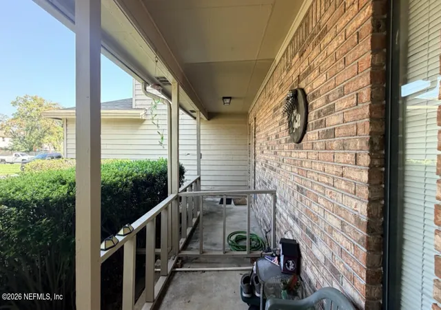 Photo 3 of Townhouse for sale at 1135 Romaine Cir W, Jacksonville, FL 32225 | MLS# 2162652 | Listing updated on 2026-09-17
