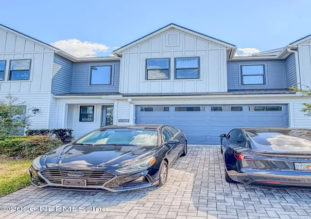 Photo 2 of Townhouse for sale at 11368 Newtonian Blvd, Jacksonville, FL 32256 | MLS# 2162725 | Listing updated on 2026-08-31