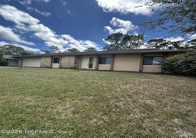 Photo 3 of Single family home for sale at 3 Woodfalon Pl, Palm Coast, FL 32164 | MLS# 2162732 | Listing updated on 2026-09-05