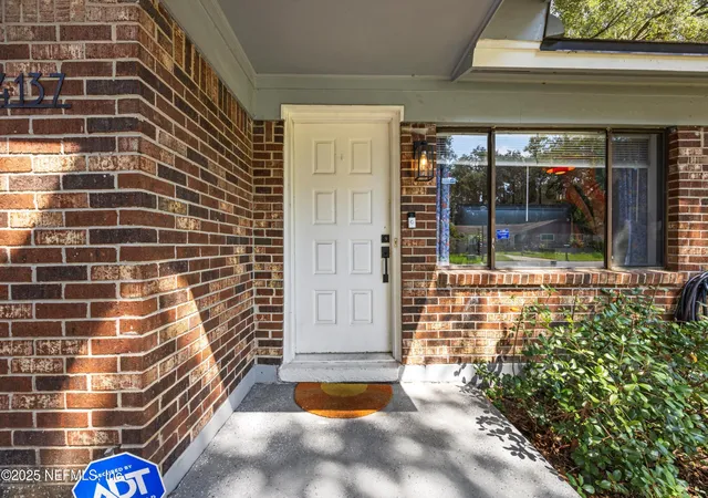 Photo 3 of Sale Pending at 4137 Oriely Dr, Jacksonville, FL 32210 | MLS# 2162750 | Listing updated on 2026-09-11