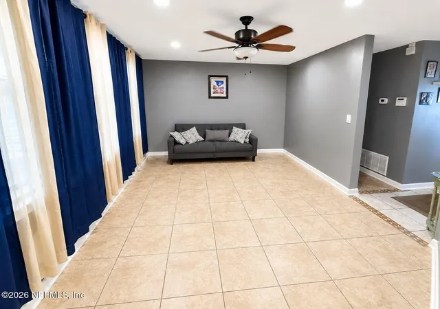 Photo 2 of Single family home for sale at 6400 Diane Rd, Jacksonville, FL 32277 | MLS# 2162767 | Listing updated on 2026-09-01