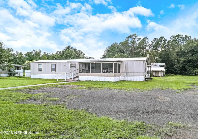 Photo 3 of Manufactured home for sale at 11824 Faye Rd, Macclenny, FL 32063 | MLS# 2162784 | Listing updated on 2026-09-09