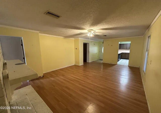 Photo 4 of Single family home for sale at 13024 Bent Pine Ct E, Jacksonville, FL 32246 | MLS# 2162786 | Listing updated on 2026-09-16