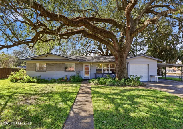 Single family home for sale at 5504 Sabena Rd, Jacksonville, FL 32207 | MLS# 2170350
