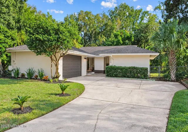 Single family home for sale at 1215 Lamanto Ave E, Jacksonville, FL 32211 | MLS# 2169420