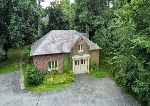 Homes for sale in Rochester, NY | 1441 East Ave, Rochester, NY 14610 | MLS# R1485667