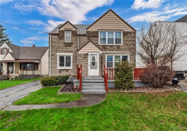 1st image of 336 Beach Rd, Buffalo, NY 14225 | MLS# B1534760