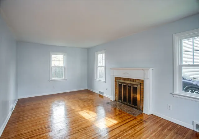 Homes for sale in Rochester, NY | 35 Northview, Rochester, NY 14621 | MLS# R1575390