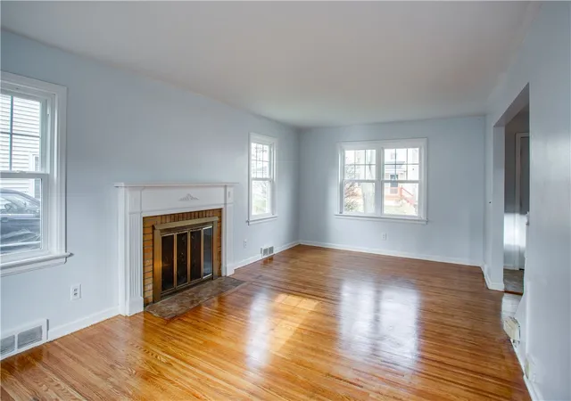 Homes for sale in Rochester, NY | 35 Northview, Rochester, NY 14621 | MLS# R1575390