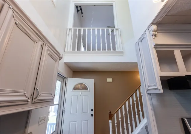 Photo 3 of Sale Pending at 77 Reynolds St, Rochester, NY 14608 | MLS# R1610022 | Listing updated on 2025-11-04