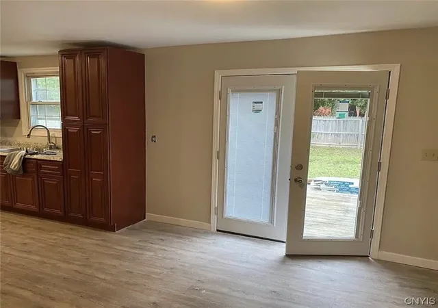 Photo 3 of Sale Pending at 230 Orchard Dr W, Syracuse, NY 13212 | MLS# S1461003 | Listing updated on 2026-04-14