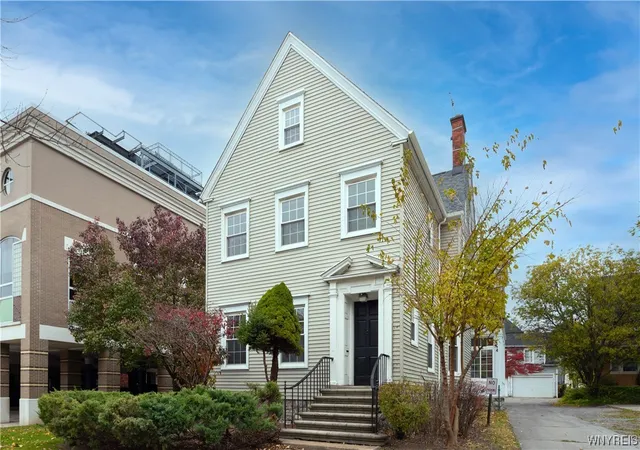 Homes for sale in Buffalo, NY | 187 Bryant St, Buffalo, NY 14222 | MLS# B1470713